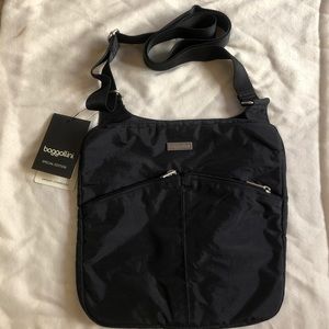 Baggallini crossbody bag